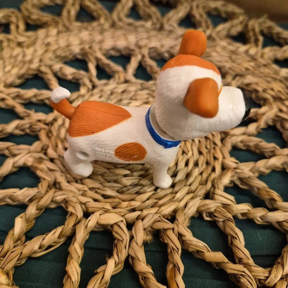 ✅McDonald's 2019 The Secret Life of Pets 2 Tail Wagging Max Toy Figure#️⃣14